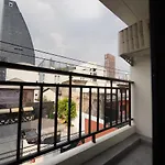 Roomquest Sukhumvit36 Bts Thonglor