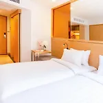 Fx Hotel Nana