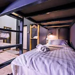 Zeds Hostel Bangkok