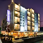 Korbua House