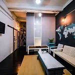 Zeds Hostel Bangkok