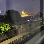 Auntythong House