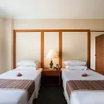 Bangkok Palace Hotel