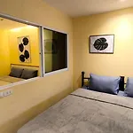 Silom 1 Bedroom With 2 King Beds For 4 Pax