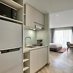 Oakwood Studios Sukhumvit Bangkok