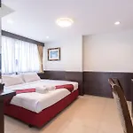 Gusto Pratunam Hotel