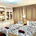 7 Beds Villa Emquartier Btsthonglor Phrom Phong
