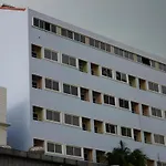 J Two S Pratunam Hotel
