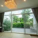 H1, Wi-Fi 1,000 Mbps, Fashion Island, Mrt
