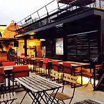 Fortville Guesthouse
