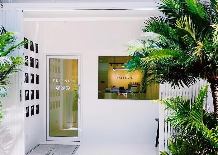 Modern Minimalism - Mandarin Palm Penthouse