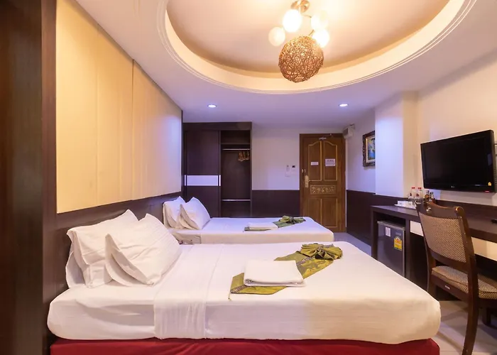 Gusto Pratunam Hotel