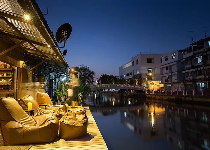 Canale Hostel