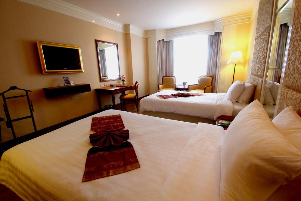 The Emerald Hotel 5*