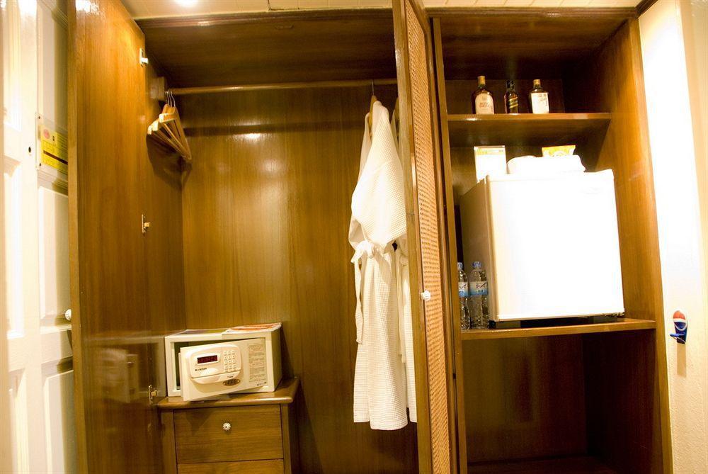 Buddy Lodge, Khaosan Road Hotel 4*