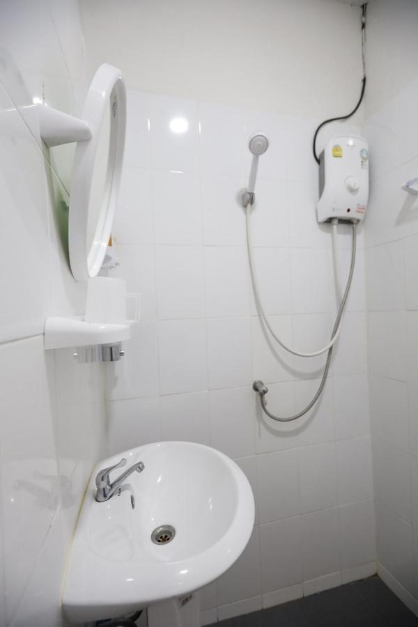 Hostel Banana Donmuang Bangkok