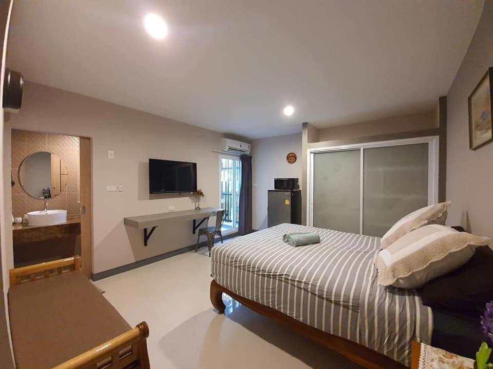 S54 Sukhumvit Hotel 3*