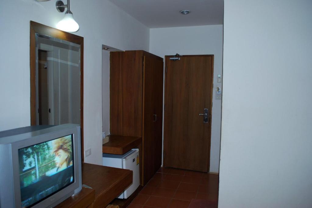 Suriwongse Hotel 3*
