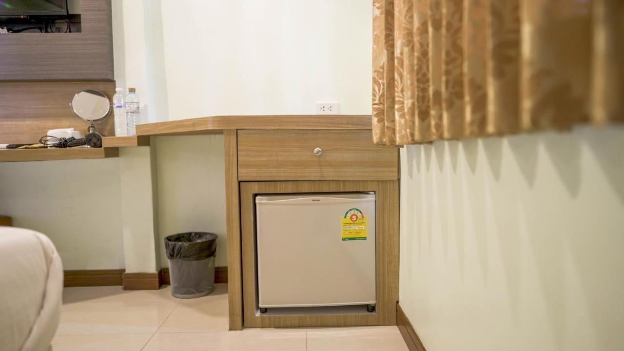 Roomquest Suvarnabhumi Airport Romklao Soi 6 Hotel Bangkok