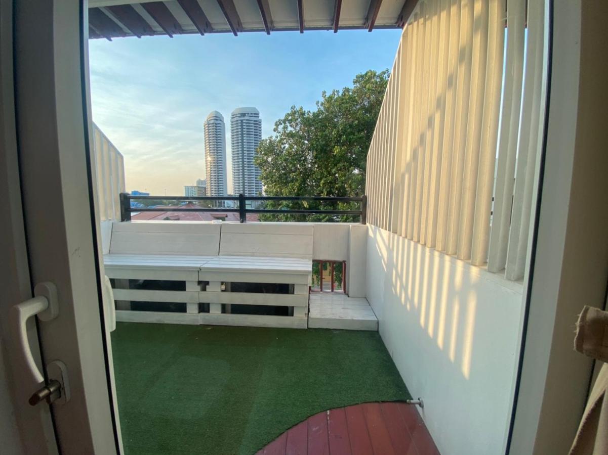 Happio Near Chabad House 2* Bangkok