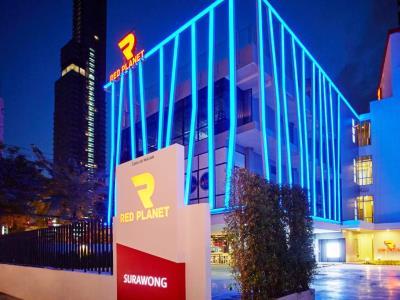 Red Planet Surawong Hotel