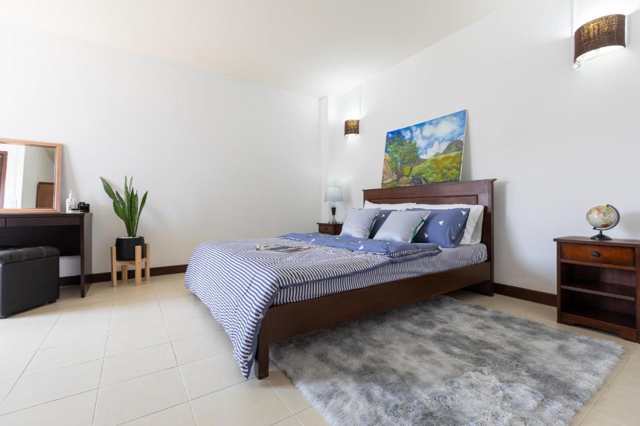 Thanaree Place 3*