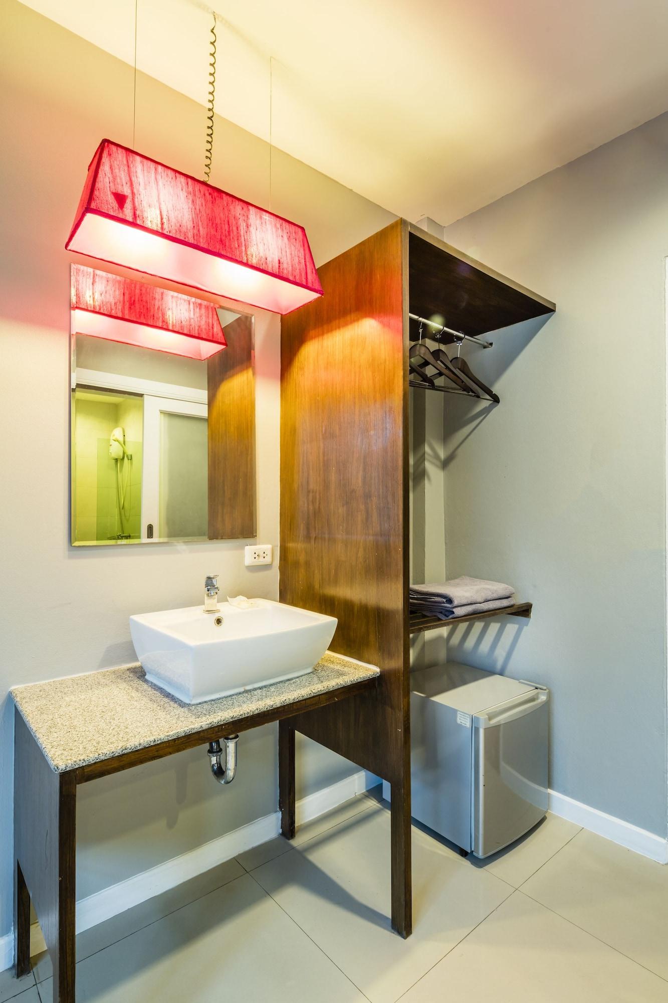 Hostel At Hua Lamphong Bangkok