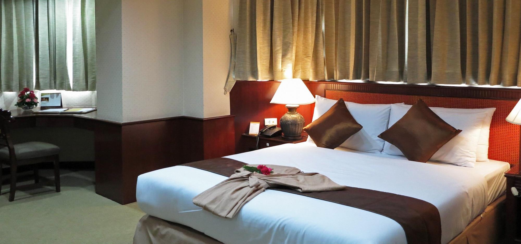 The Grand Sathorn 4*