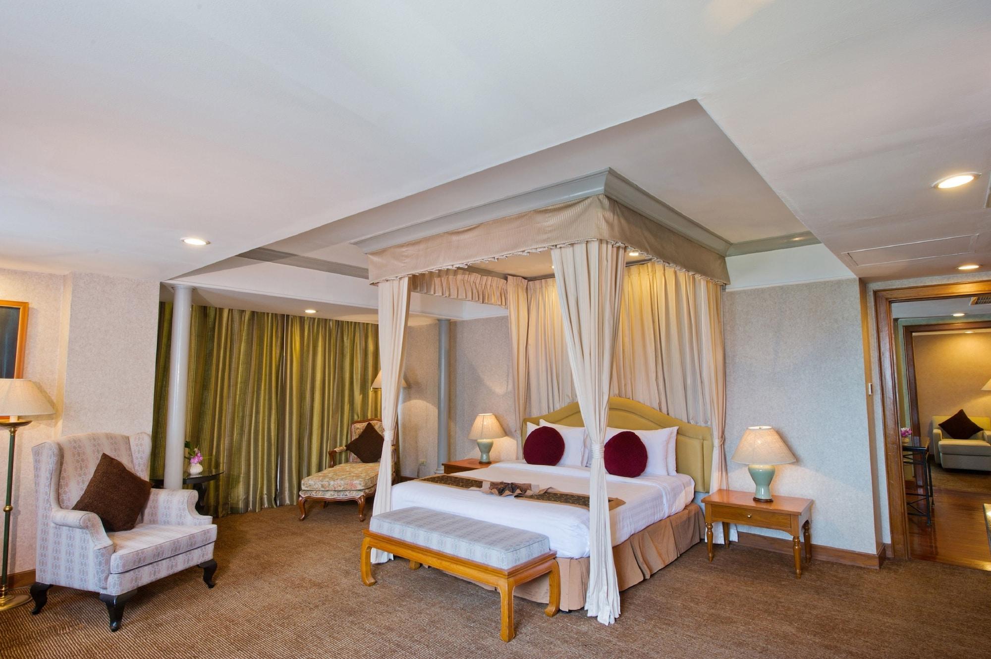 Royal President Hotel 4*