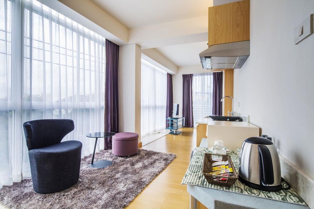 Solo Express Sukhumvit 81