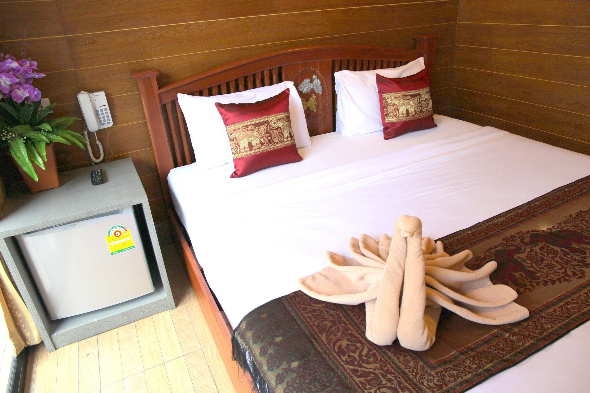 Tanee Place Inn