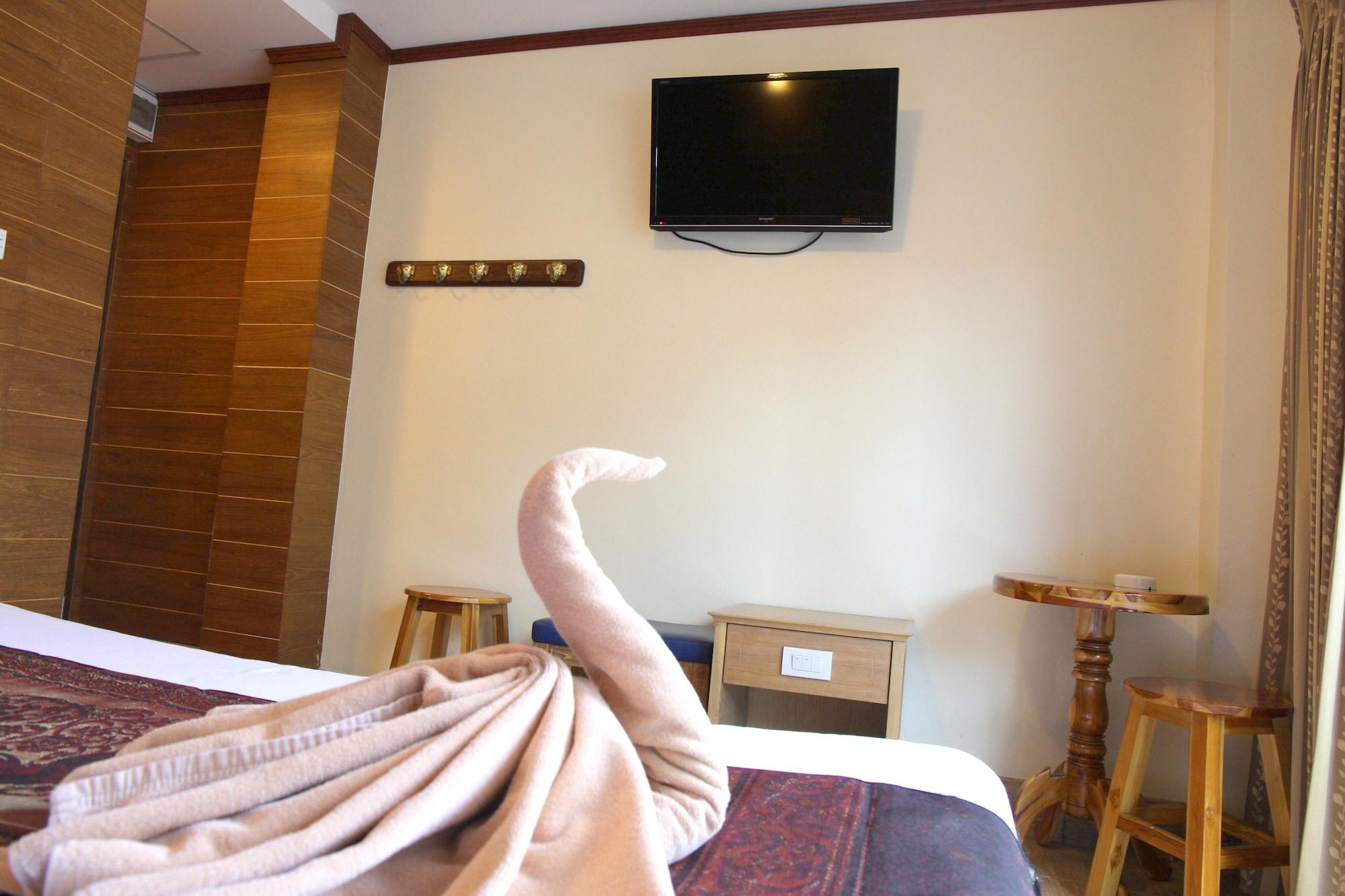 Inn Tanee Place