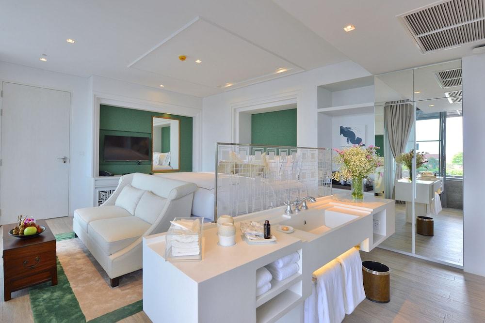 Hotel Riva Arun Bangkok
