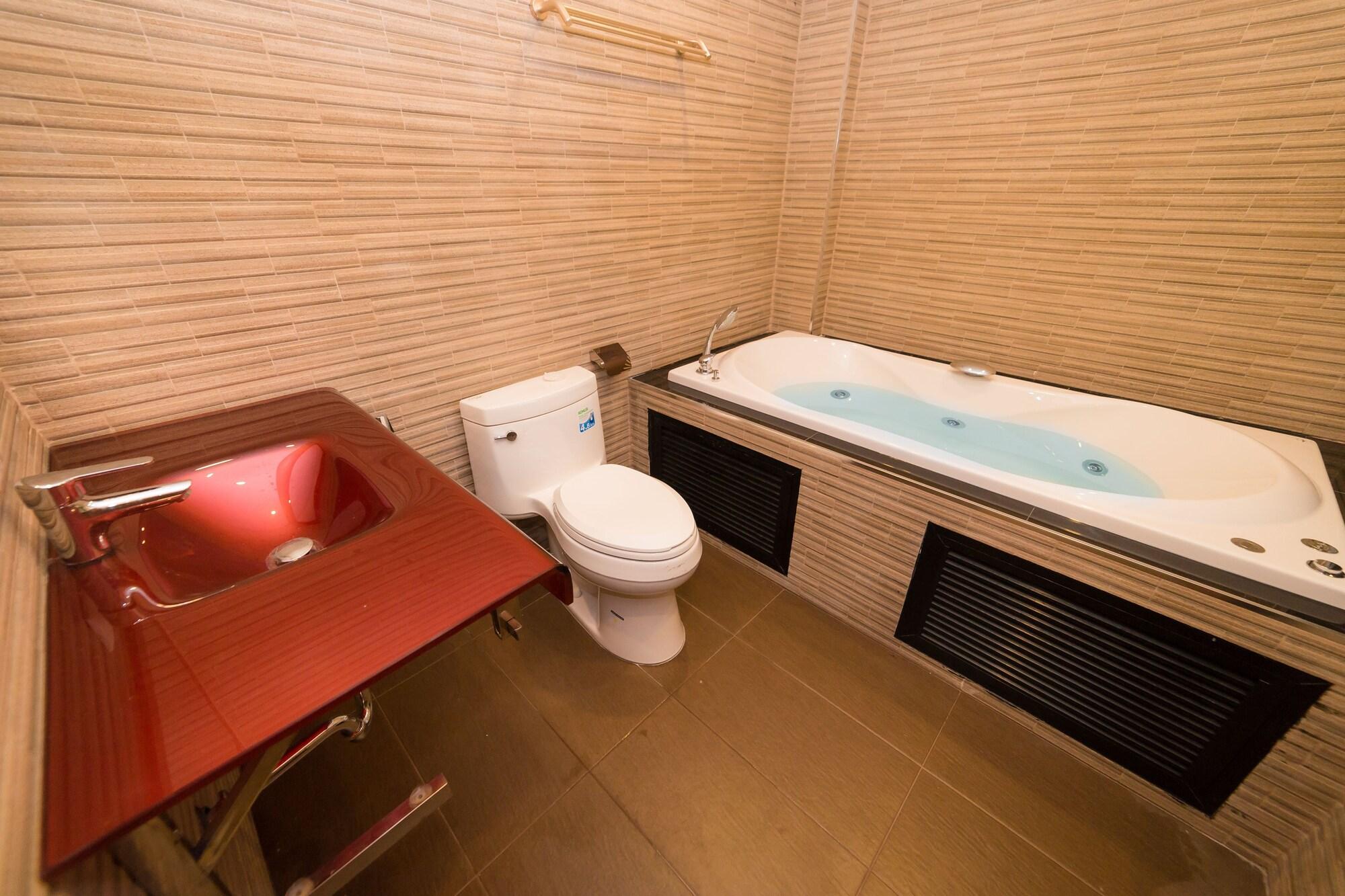 Thongtara House Boutique Srinakarin 4* Bangkok