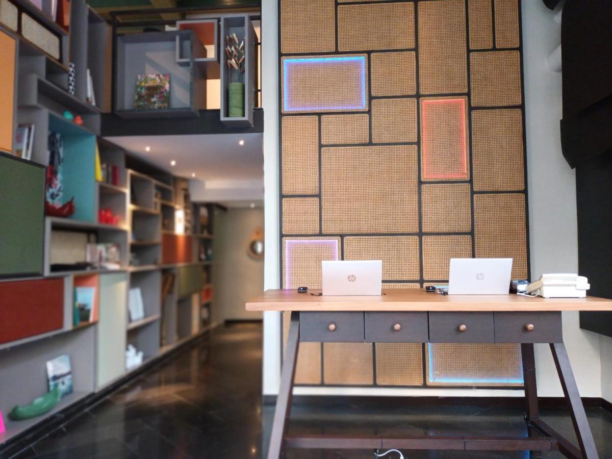 Hotel Sacha's Uno Sha Bangkok