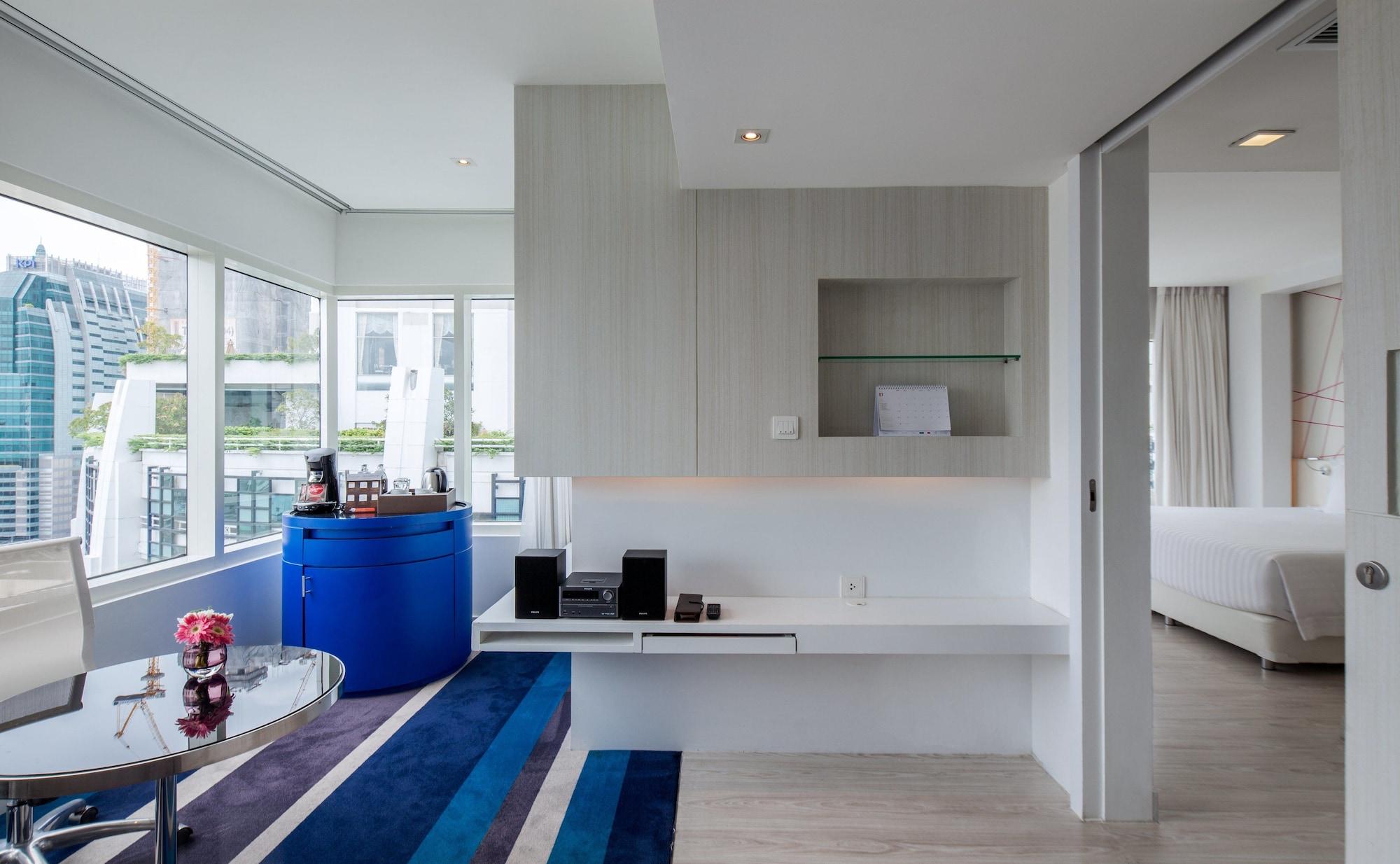 Centara Watergate Pavilion 4*