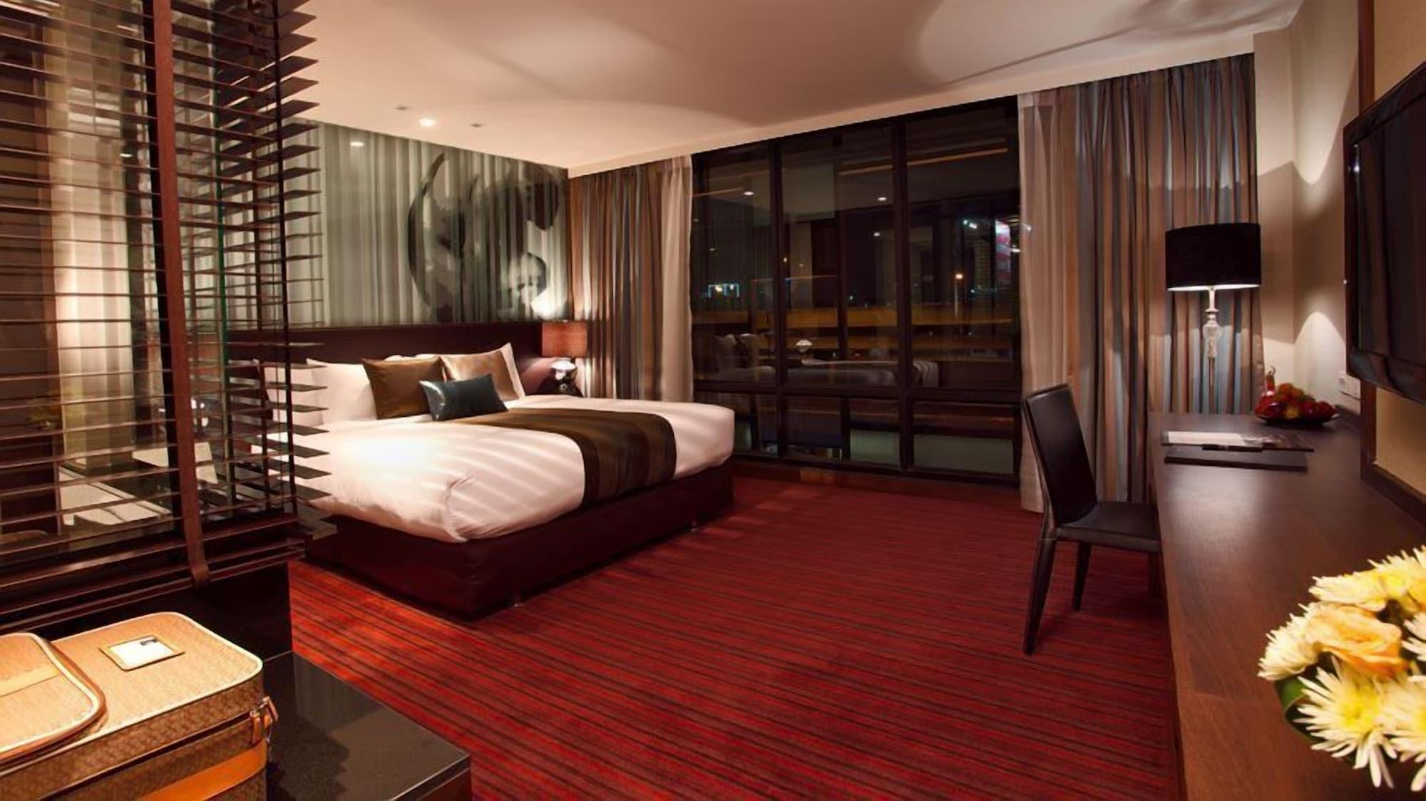 M2 De 5* Bangkok