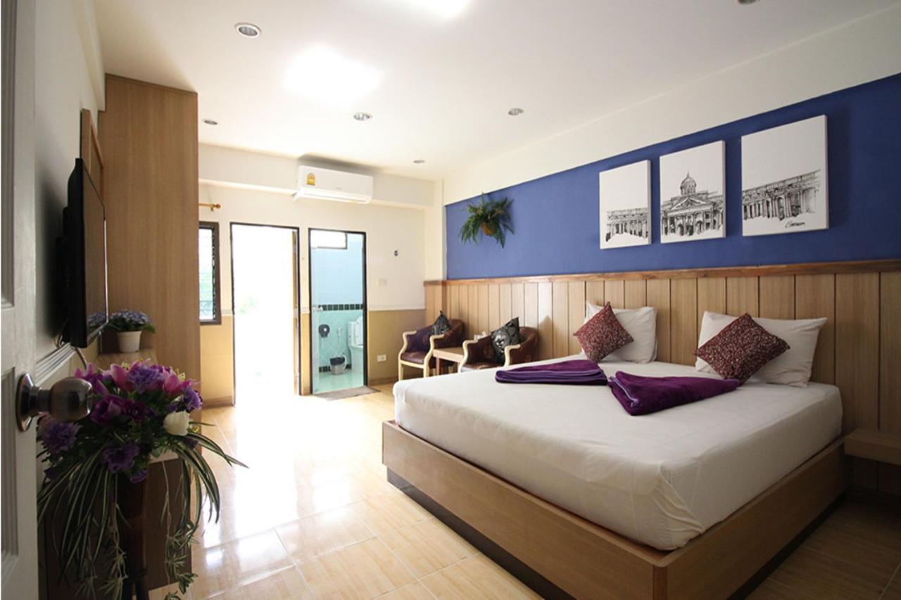 Kaya Place Hotel *