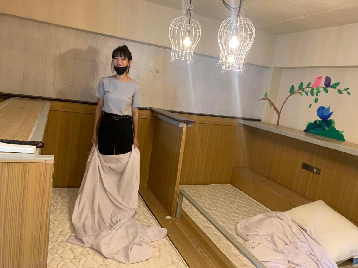 Hoot & Ratchada Capsule hotel 3*
