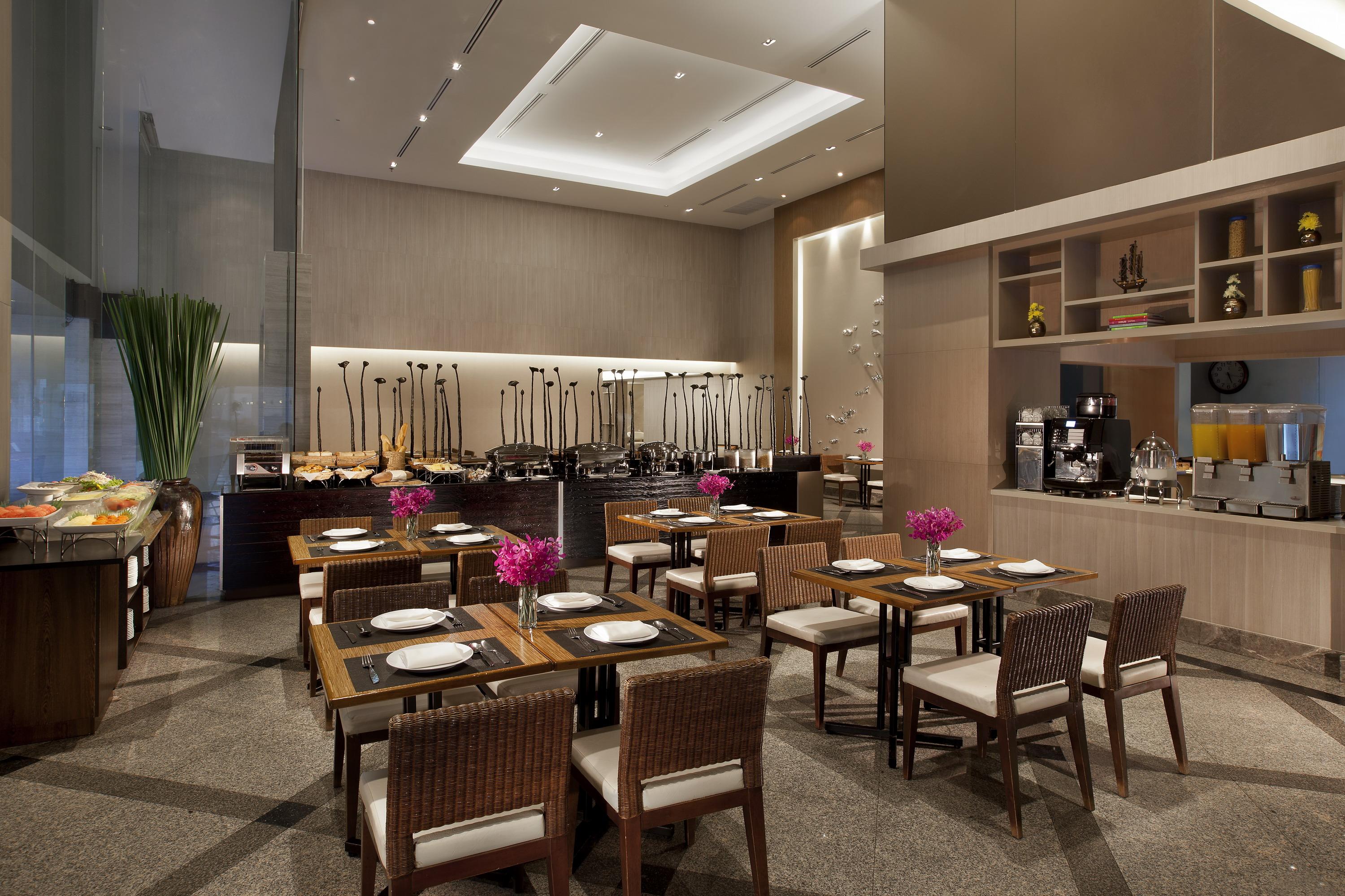 Shama Lakeview Asoke - Sha Extra Plus Hotel Bangkok