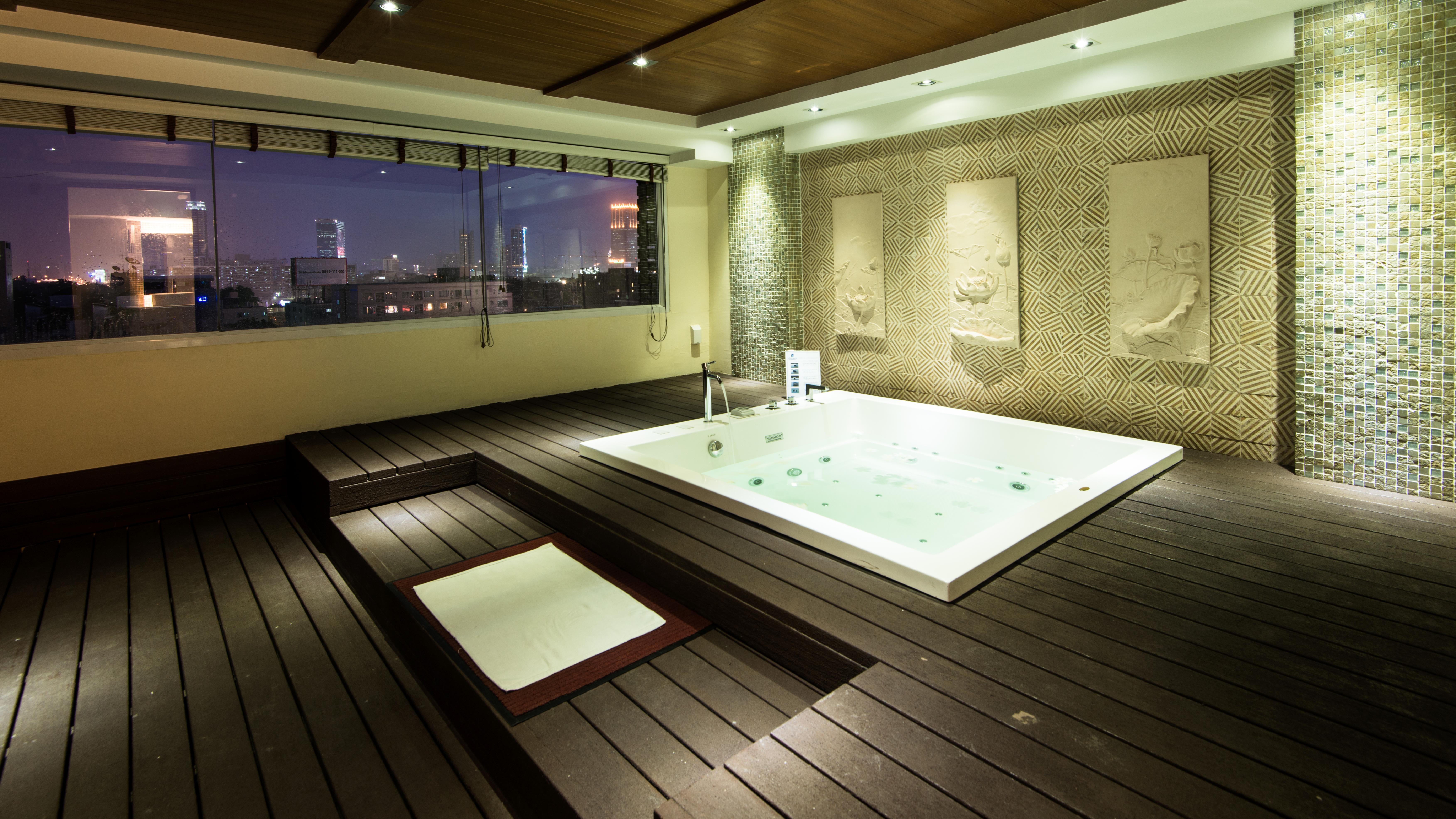 Lohas Residences Sukhumvit 2 Aparthotel 4*