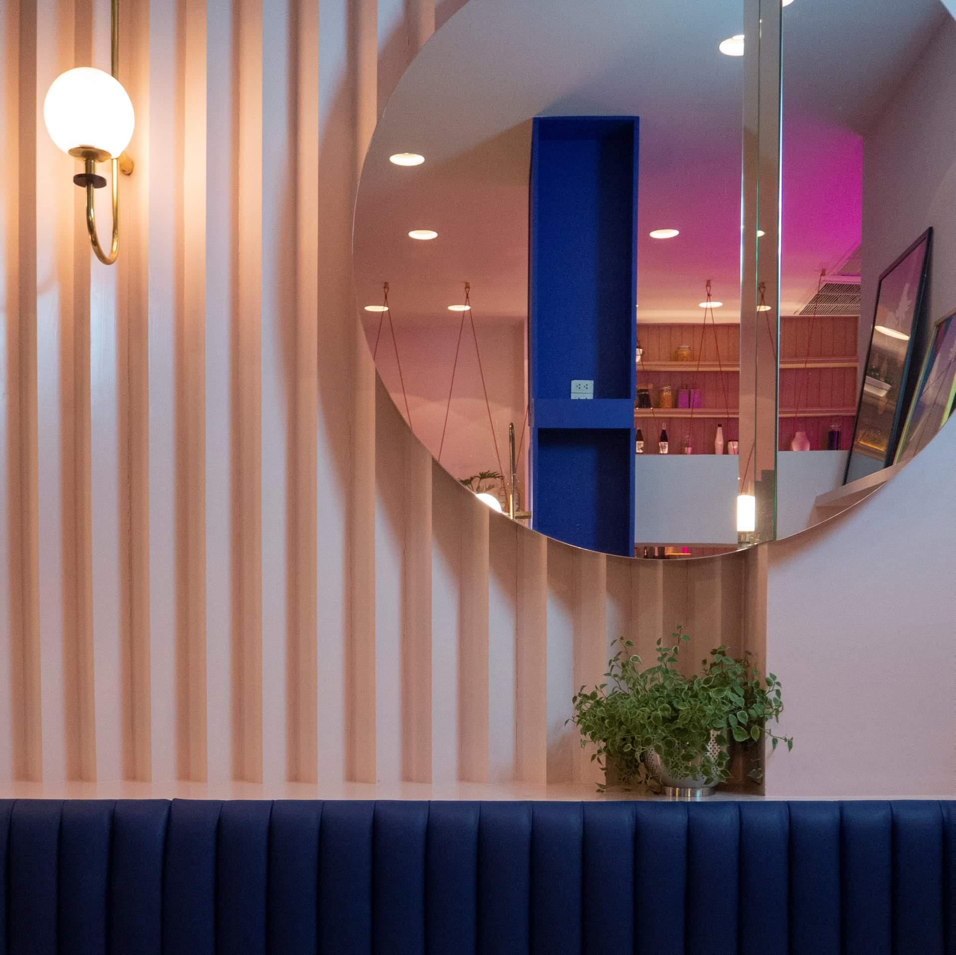 Sacha's Uno Sha Hotel 3*