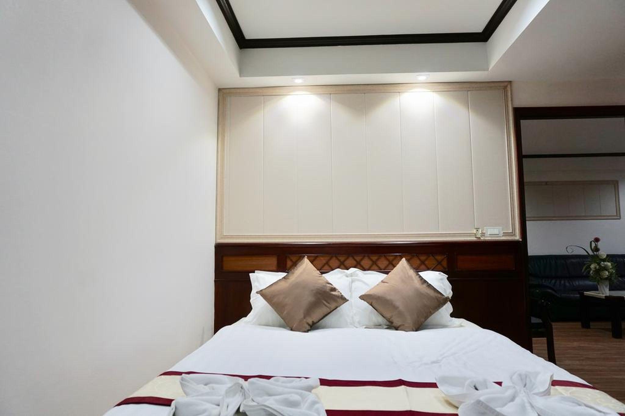 Hotel Miloft Sathorn - Sha Certified