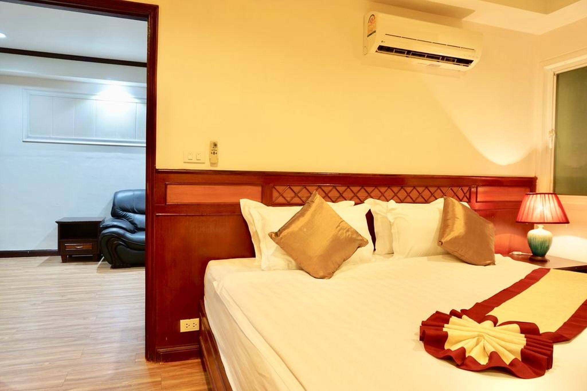 Miloft Sathorn - Sha Certified Hotel 5*