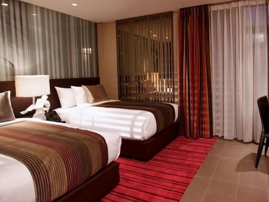 M2 De Hotel 5*