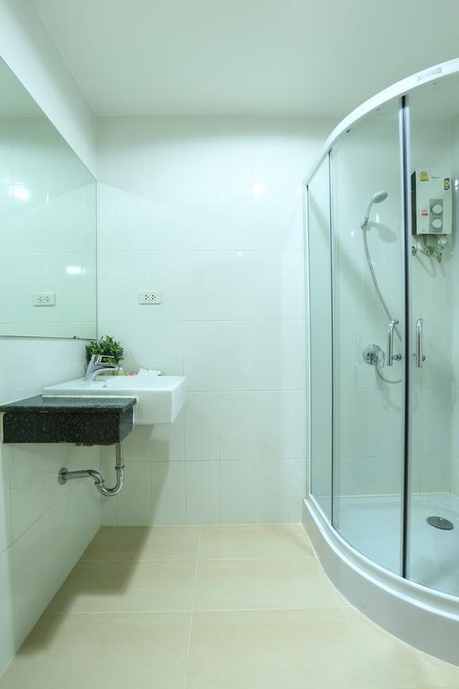 The Plimplace 2 Aparthotel 3*