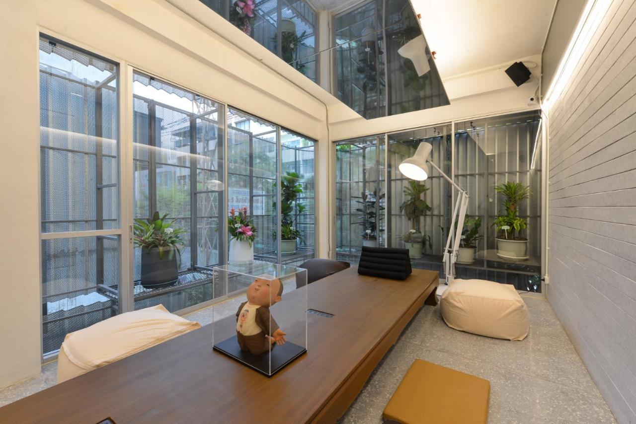 Tiang Capsule Asrama Bangkok