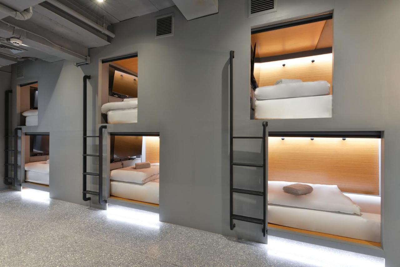Tiang Capsule Asrama Bangkok