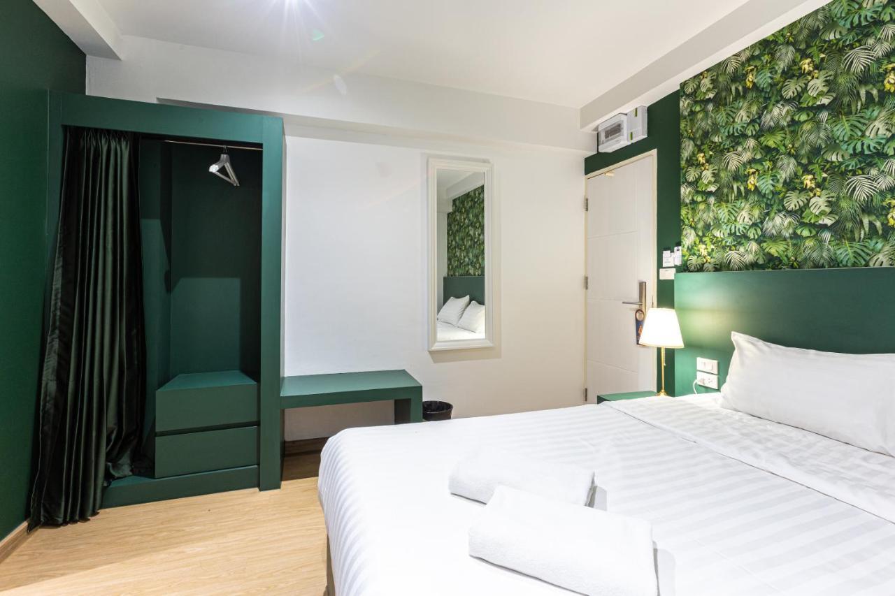 Siam Star Hotel 2*