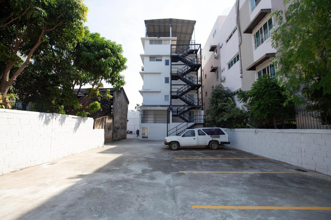 Hotel 185@surawong 4*